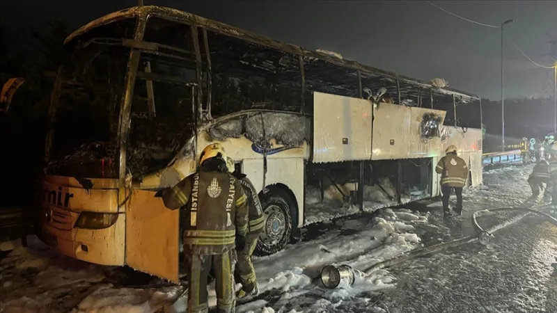A fire that broke out on an intercity passenger bus traveling in Istanbul has been extinguished